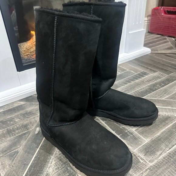 AUTHENTIC UGG Classic Tall Black Suede Shearling Boots – Women’s Size 9– Cozy - Picture 7 of 7